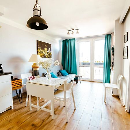Bright 14Th Floor Central Home With Balcony & Views Varšava Exteriér fotografie